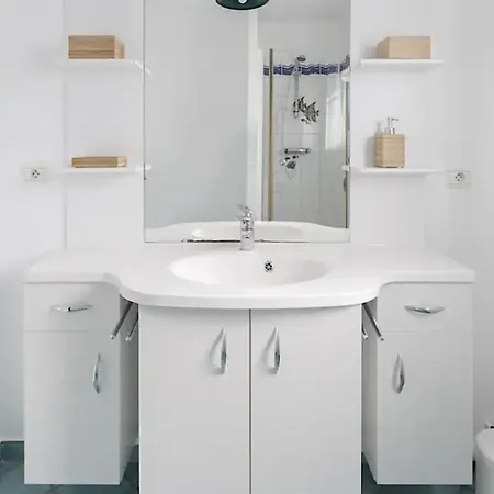 Villa 5 Salles De Bain • Chateau De Versailles A Pied Le Chesnay (Yvelines)