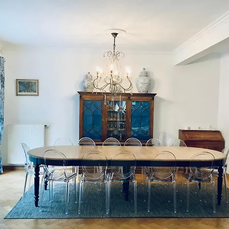 5 Salles De Bain • Chateau De Versailles A Pied Villa Le Chesnay (Yvelines)