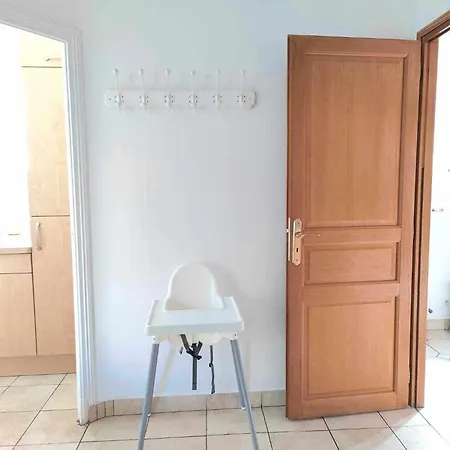 5 Salles De Bain • Chateau De Versailles A Pied * Le Chesnay (Yvelines)