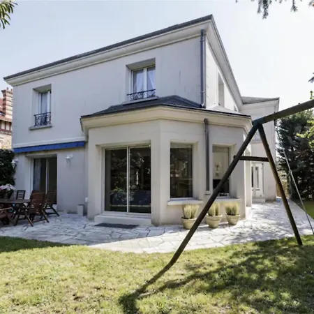 Villa 5 Salles De Bain • Chateau De Versailles A Pied *